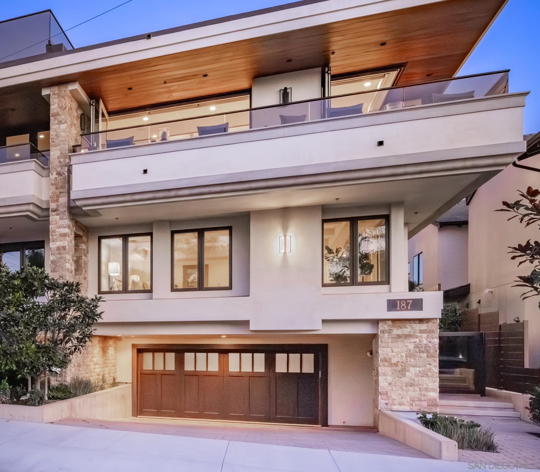 Detail Gallery Image 23 of 32 For 187  Cherry Ave, Carlsbad,  CA 92008 - 4 Beds | 4/2 Baths