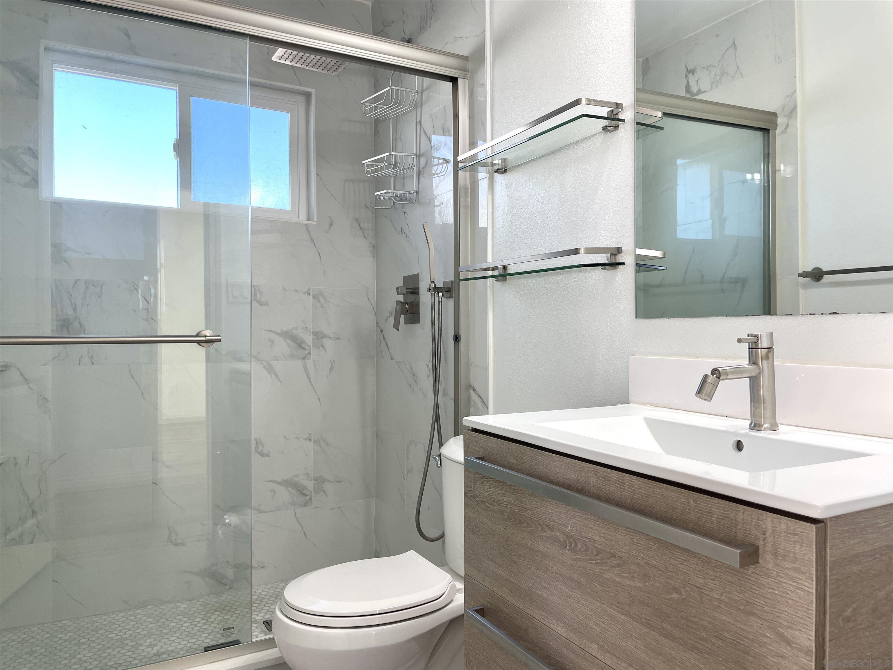 Detail Gallery Image 11 of 24 For 4106  Dellwood St, San Diego,  CA 92111 - 3 Beds | 2 Baths