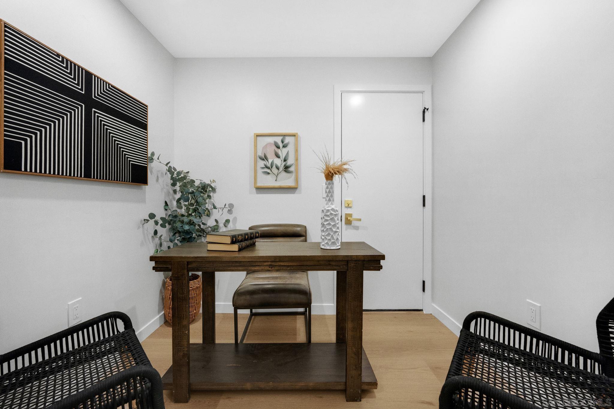 Detail Gallery Image 9 of 25 For 3728  Cherokee Ave, San Diego,  CA 92104 - 4 Beds | 2 Baths