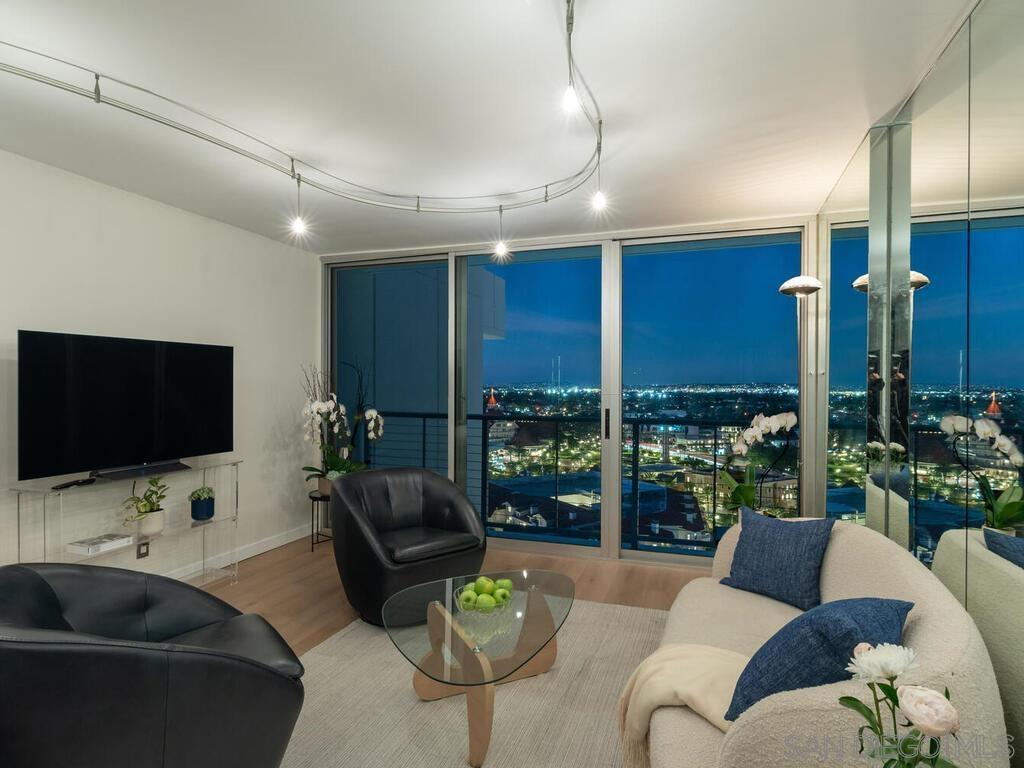 Detail Gallery Image 12 of 62 For 1720  Avenida Del Mundo  #1601,  Coronado,  CA 92118 - 0 Beds | 1 Baths