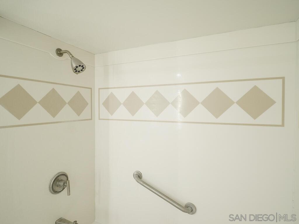 Detail Gallery Image 32 of 62 For 1720  Avenida Del Mundo  #1601,  Coronado,  CA 92118 - 0 Beds | 1 Baths