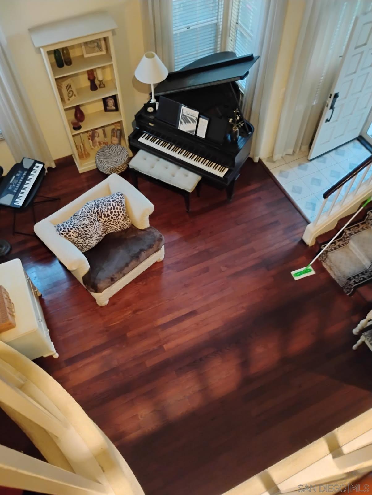 Detail Gallery Image 5 of 9 For 4740  via Escala, Oceanside,  CA 92056 - 4 Beds | 2/1 Baths