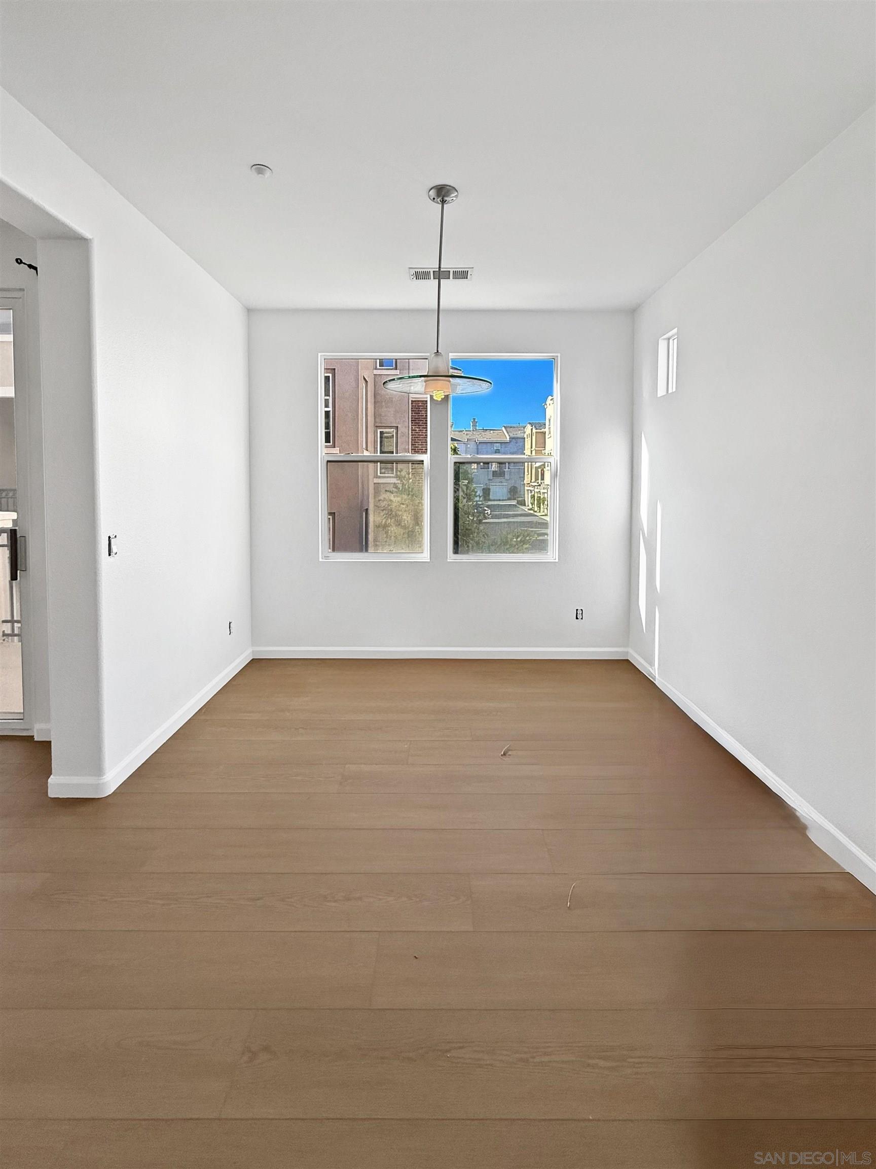 Detail Gallery Image 4 of 23 For 1262  Elfin Forest Road, San Marcos,  CA 92078 - 2 Beds | 2/1 Baths