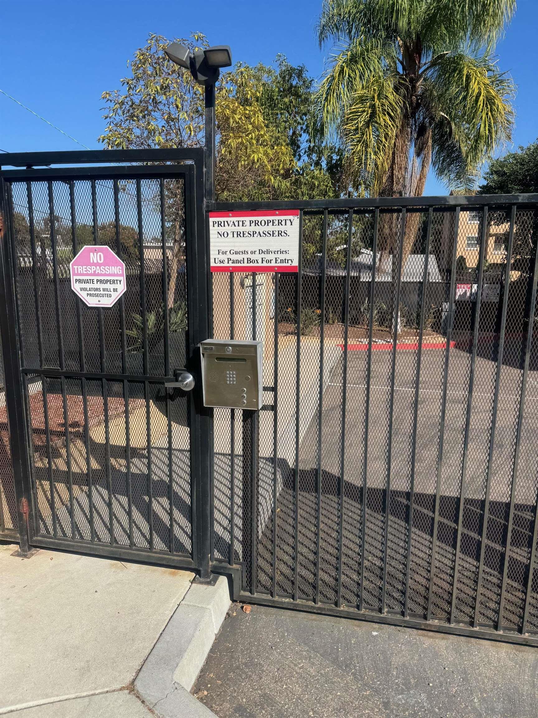 Detail Gallery Image 28 of 33 For 1005  L Avenue, National City,  CA 91950 - 3 Beds | 2/1 Baths