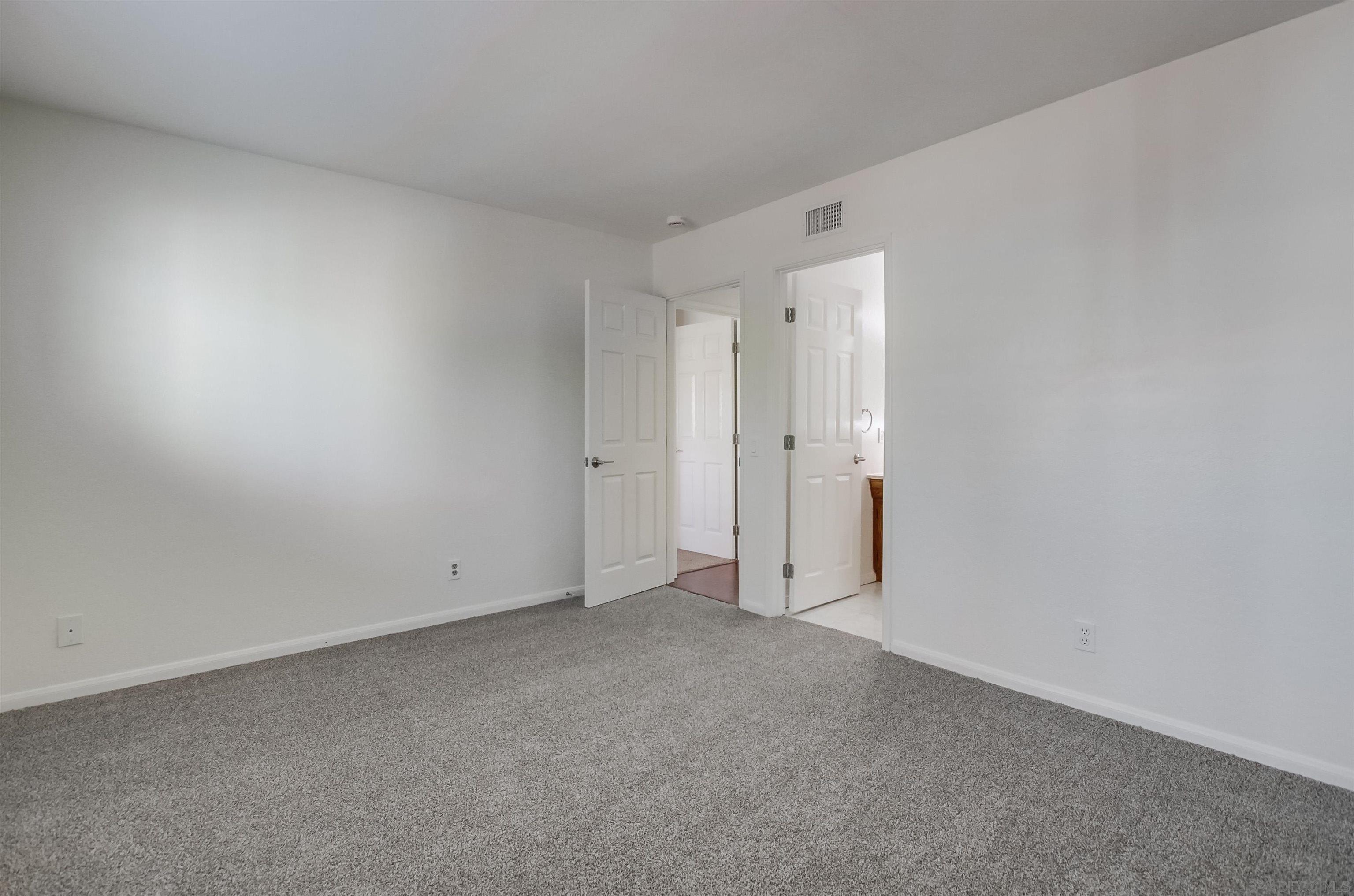 Detail Gallery Image 19 of 35 For 10289  Drumcliff Avenue, San Diego,  CA 92126 - 4 Beds | 2 Baths