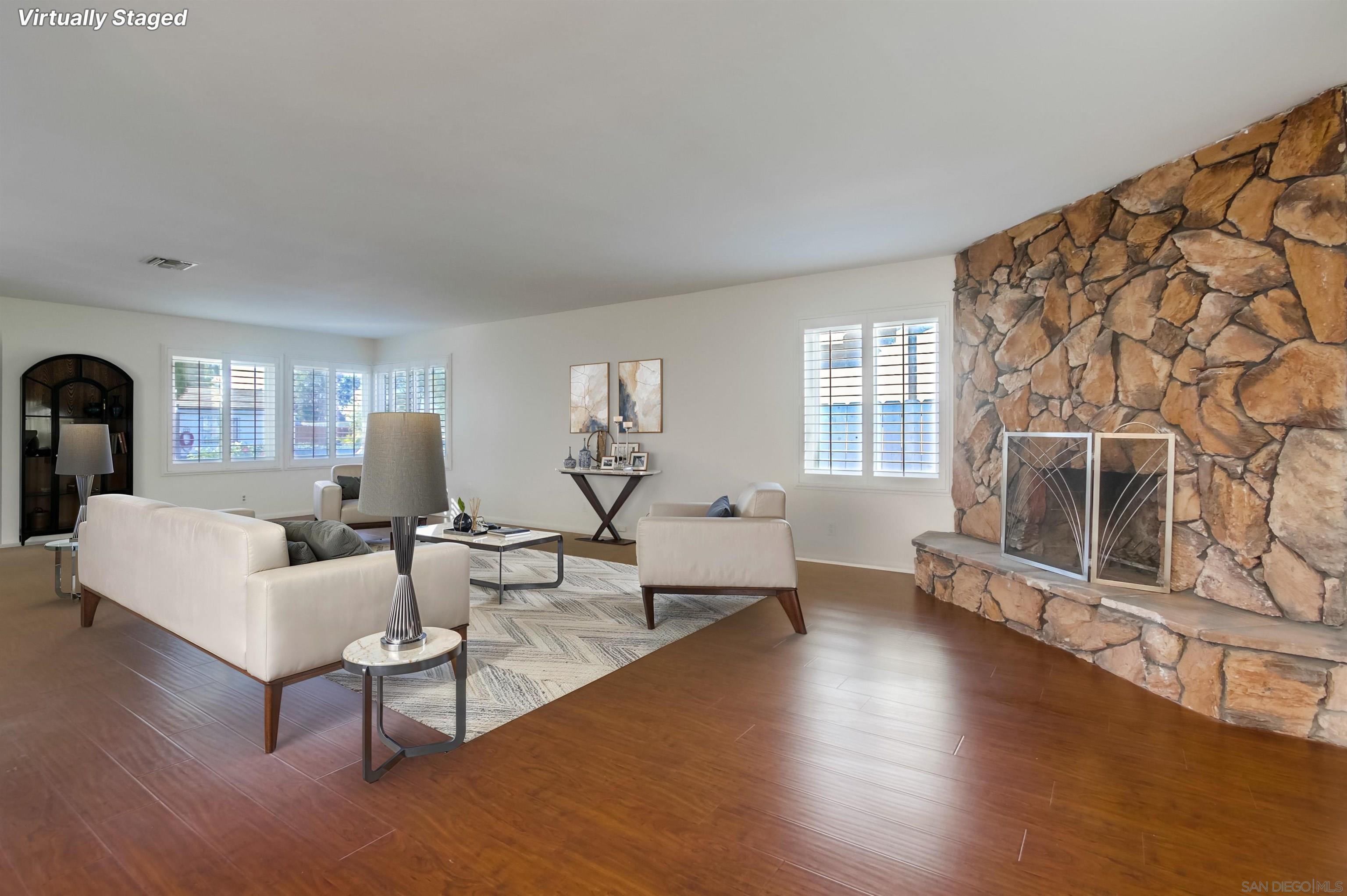 Detail Gallery Image 3 of 35 For 10289  Drumcliff Avenue, San Diego,  CA 92126 - 4 Beds | 2 Baths