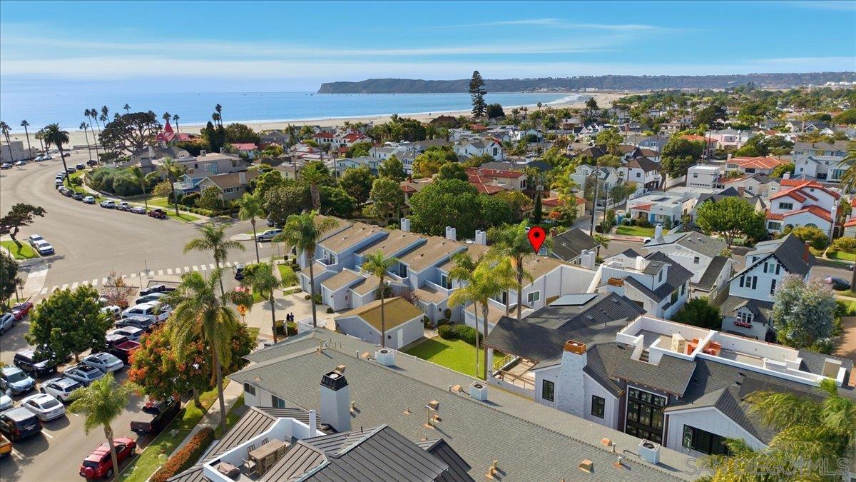 Detail Gallery Image 2 of 41 For 1064  Isabella Ave, Coronado,  CA 92118 - 3 Beds | 2/1 Baths