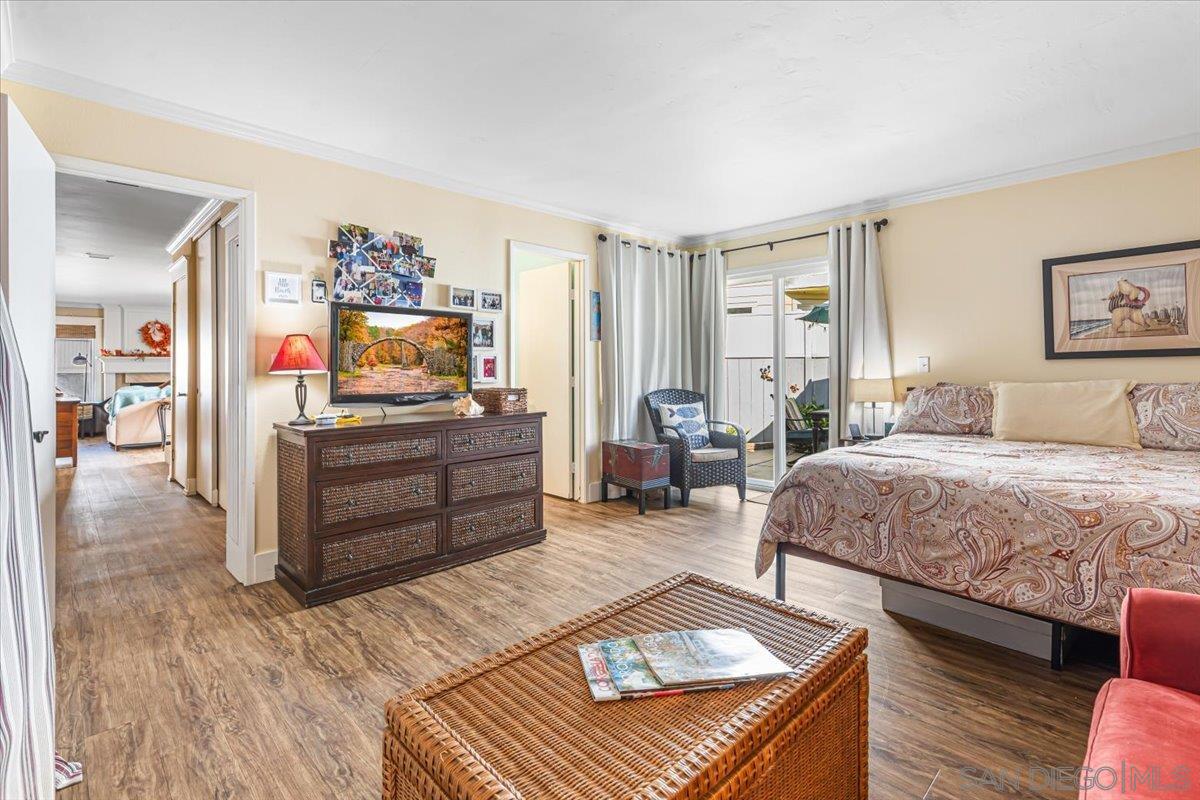 Detail Gallery Image 17 of 41 For 1064  Isabella Ave, Coronado,  CA 92118 - 3 Beds | 2/1 Baths