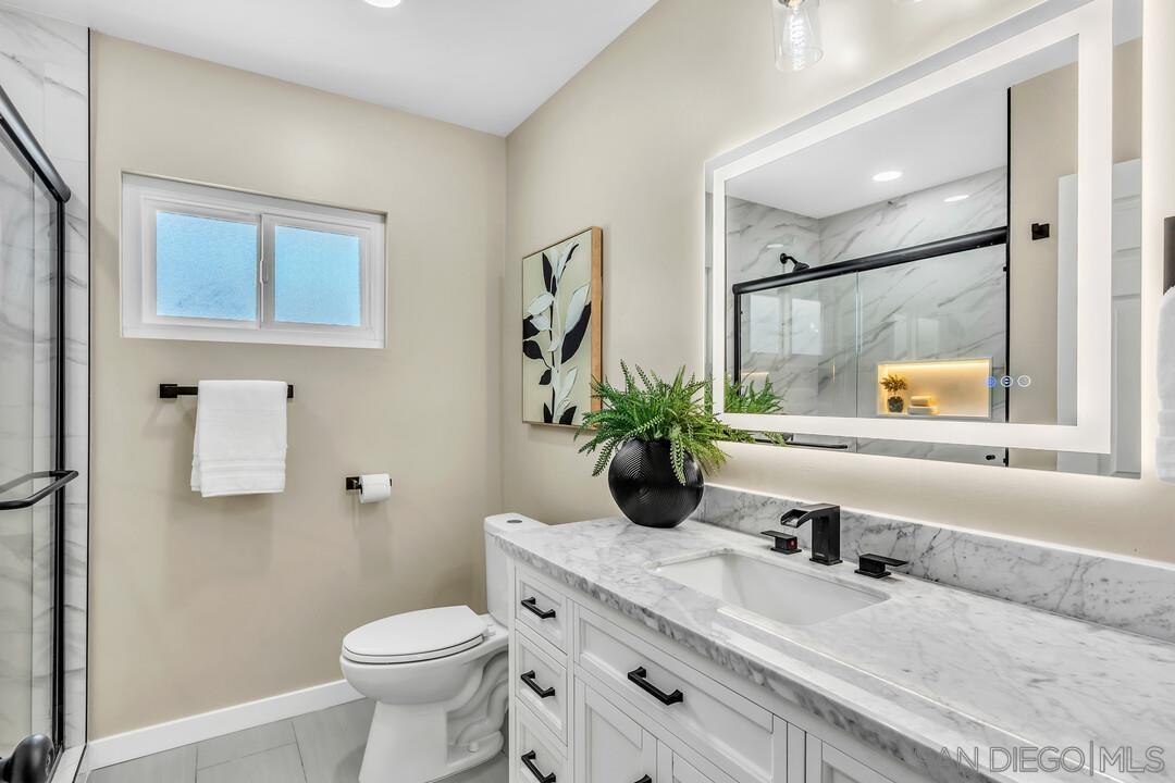 Detail Gallery Image 26 of 53 For 13725  Adrian St, Poway,  CA 92064 - 4 Beds | 2 Baths