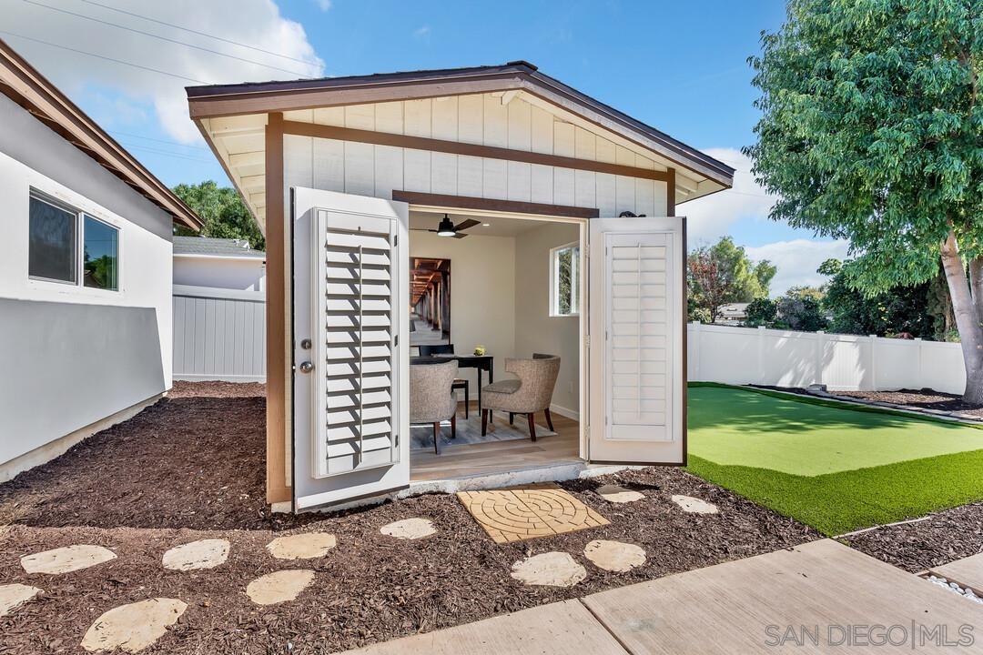 Detail Gallery Image 31 of 53 For 13725  Adrian St, Poway,  CA 92064 - 4 Beds | 2 Baths