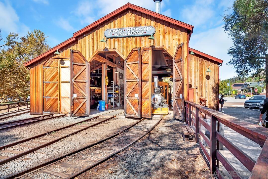 Detail Gallery Image 53 of 53 For 13725  Adrian St, Poway,  CA 92064 - 4 Beds | 2 Baths