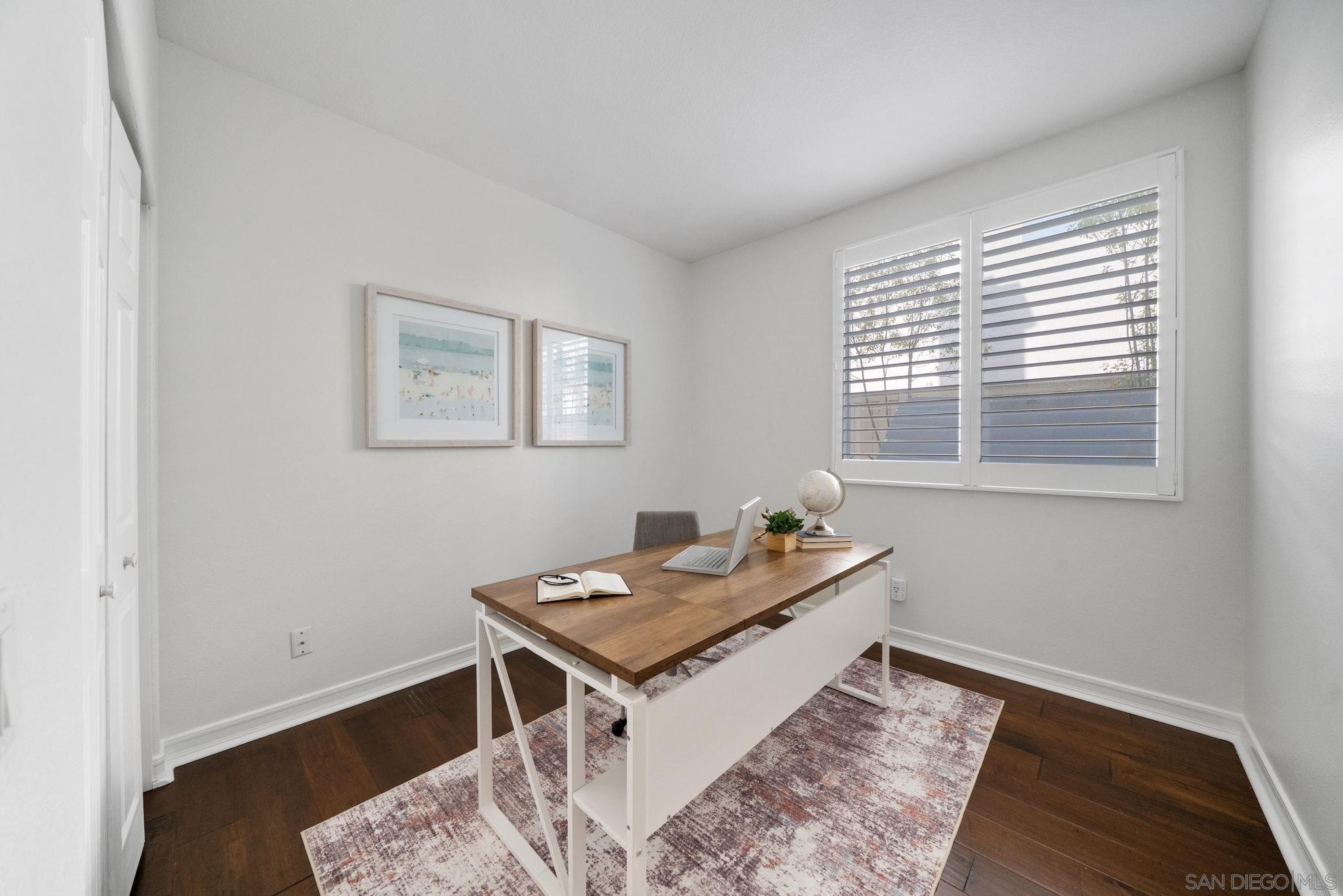 Detail Gallery Image 34 of 75 For 2364  Summerwind Pl, Carlsbad,  CA 92008 - 5 Beds | 3 Baths