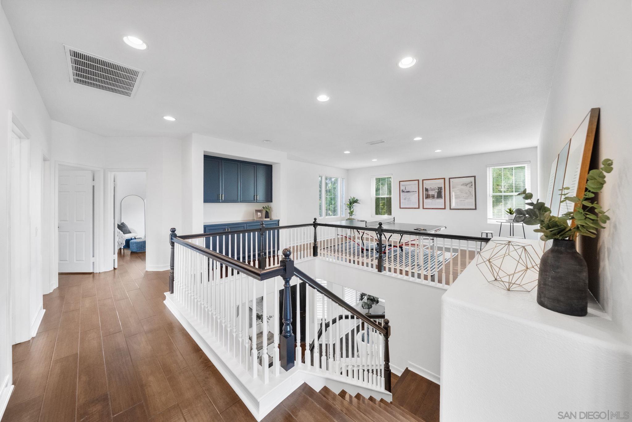 Detail Gallery Image 38 of 75 For 2364  Summerwind Pl, Carlsbad,  CA 92008 - 5 Beds | 3 Baths