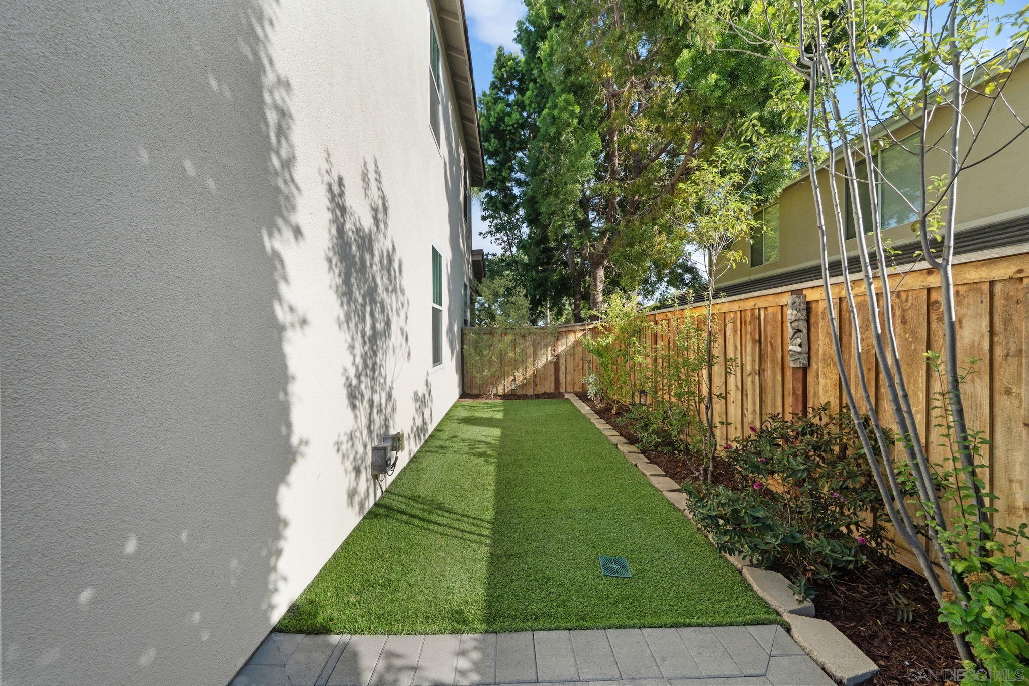 Detail Gallery Image 69 of 75 For 2364  Summerwind Pl, Carlsbad,  CA 92008 - 5 Beds | 3 Baths