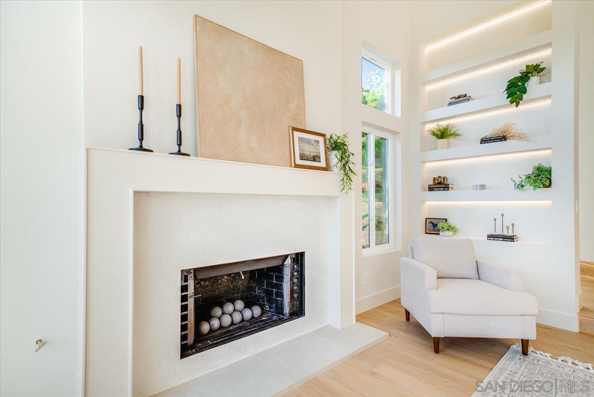 Detail Gallery Image 12 of 65 For 1736  Blackbird Cir, Carlsbad,  CA 92011 - 4 Beds | 3 Baths