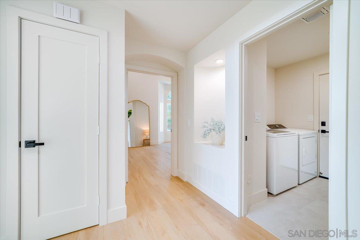 Detail Gallery Image 20 of 65 For 1736  Blackbird Cir, Carlsbad,  CA 92011 - 4 Beds | 3 Baths