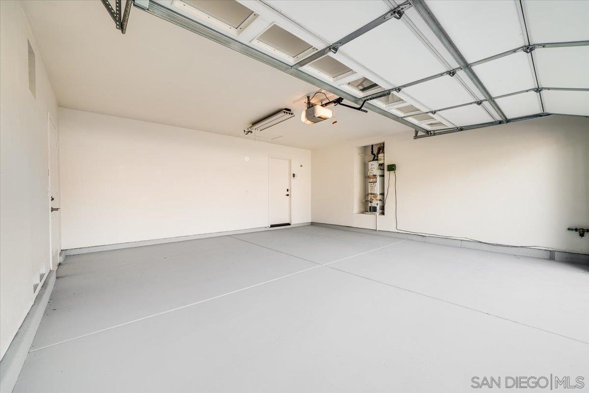 Detail Gallery Image 32 of 65 For 1736  Blackbird Cir, Carlsbad,  CA 92011 - 4 Beds | 3 Baths