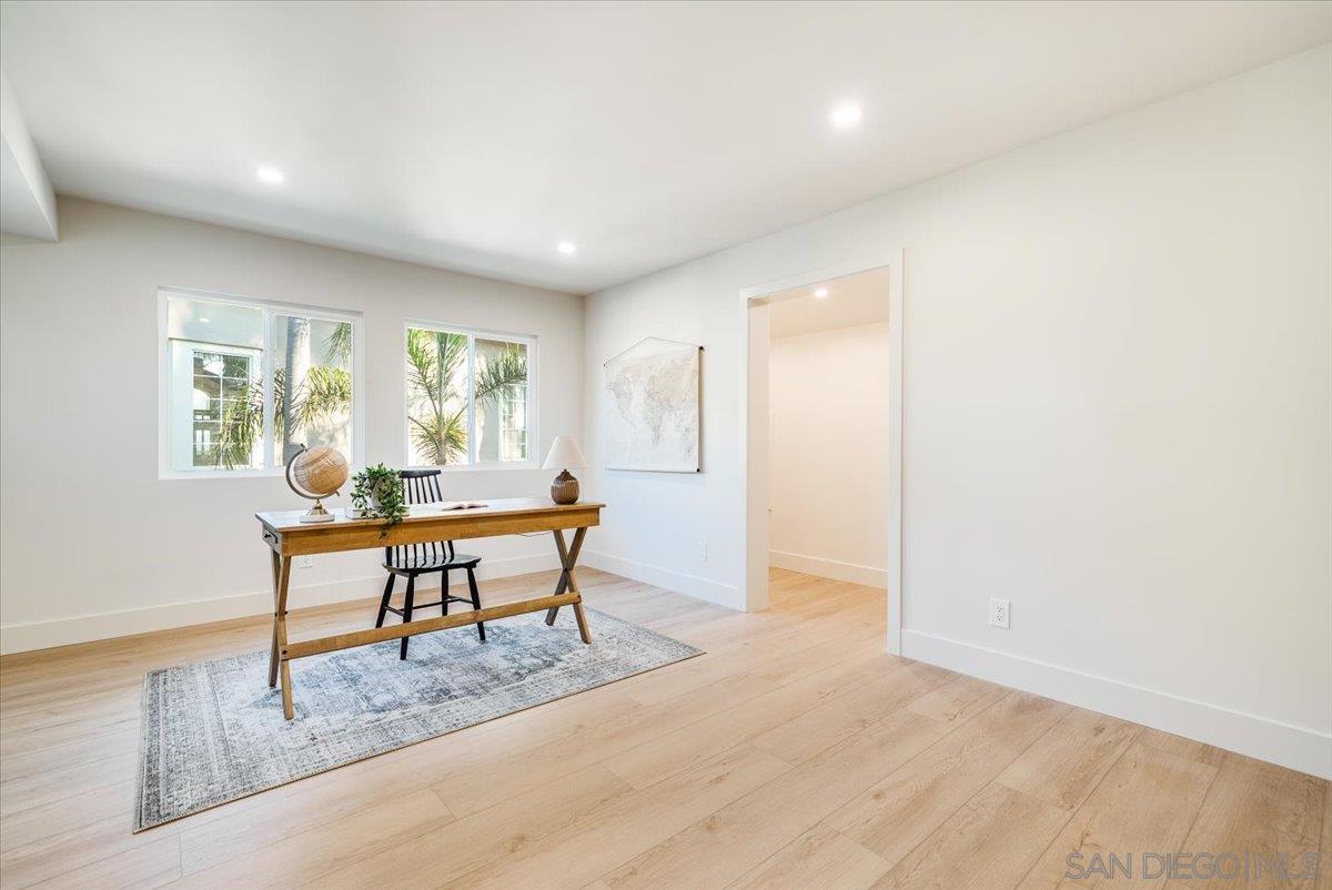 Detail Gallery Image 33 of 65 For 1736  Blackbird Cir, Carlsbad,  CA 92011 - 4 Beds | 3 Baths