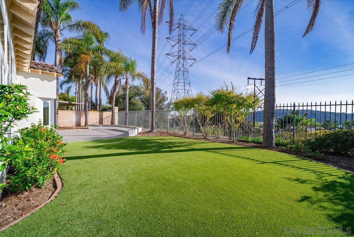 Detail Gallery Image 58 of 65 For 1736  Blackbird Cir, Carlsbad,  CA 92011 - 4 Beds | 3 Baths