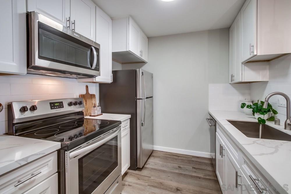 Detail Gallery Image 7 of 44 For 1111  Seacoast Dr  #2,  Imperial Beach,  CA 91932 - 2 Beds | 2 Baths