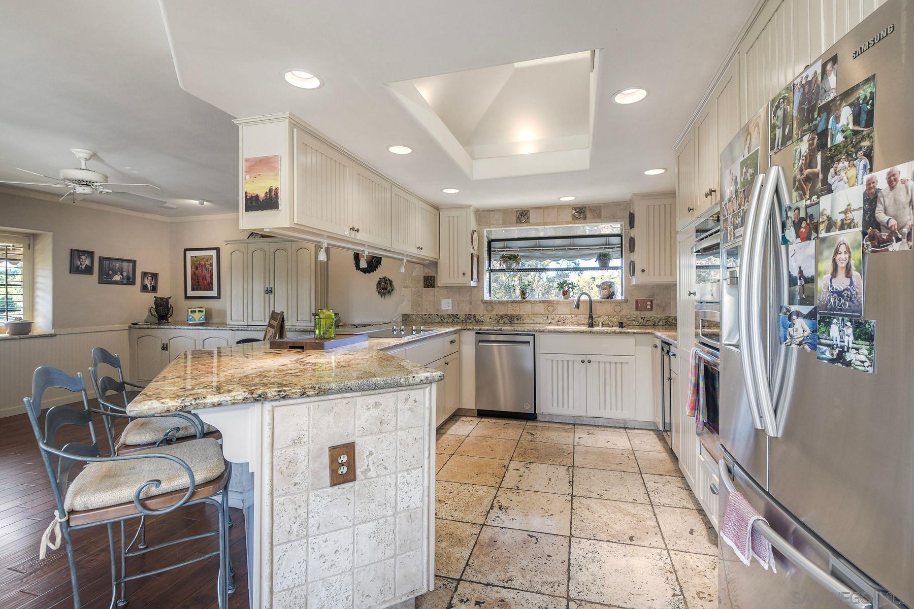 Detail Gallery Image 23 of 67 For 2848  Sunset Hills, Escondido,  CA 92025 - 4 Beds | 2/1 Baths