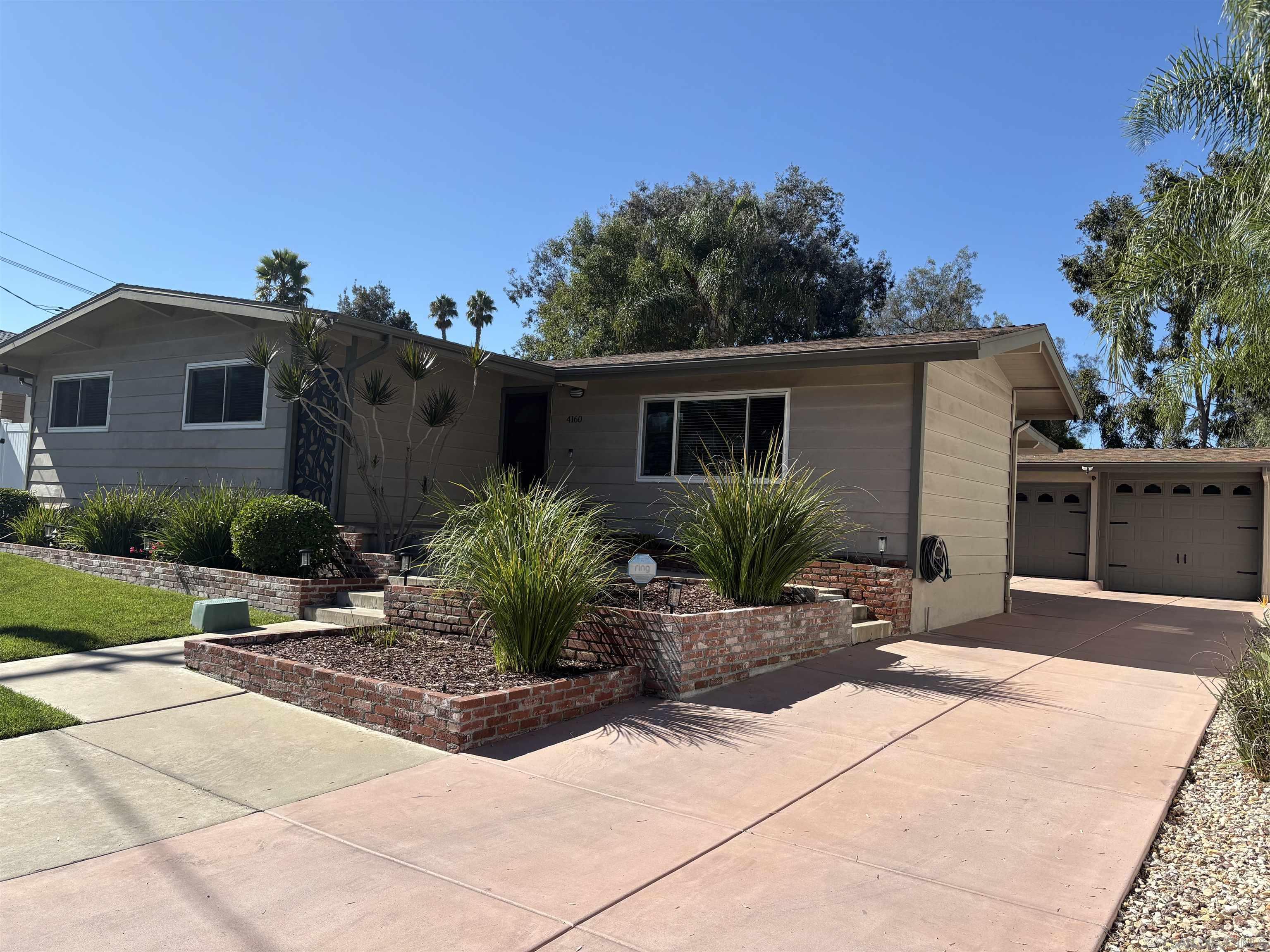 Detail Gallery Image 2 of 18 For 4160  Yale Ave, La Mesa,  CA 91941 - 3 Beds | 2 Baths