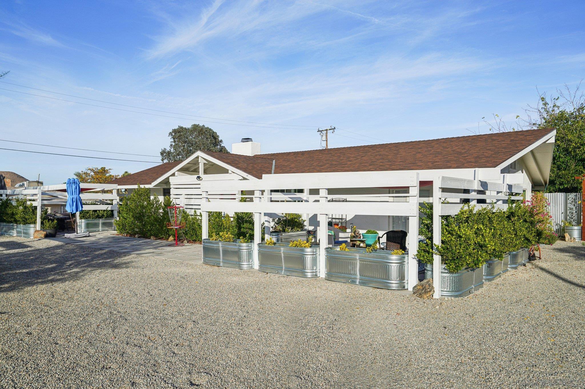 Front Image Thumbnail for SD250043633