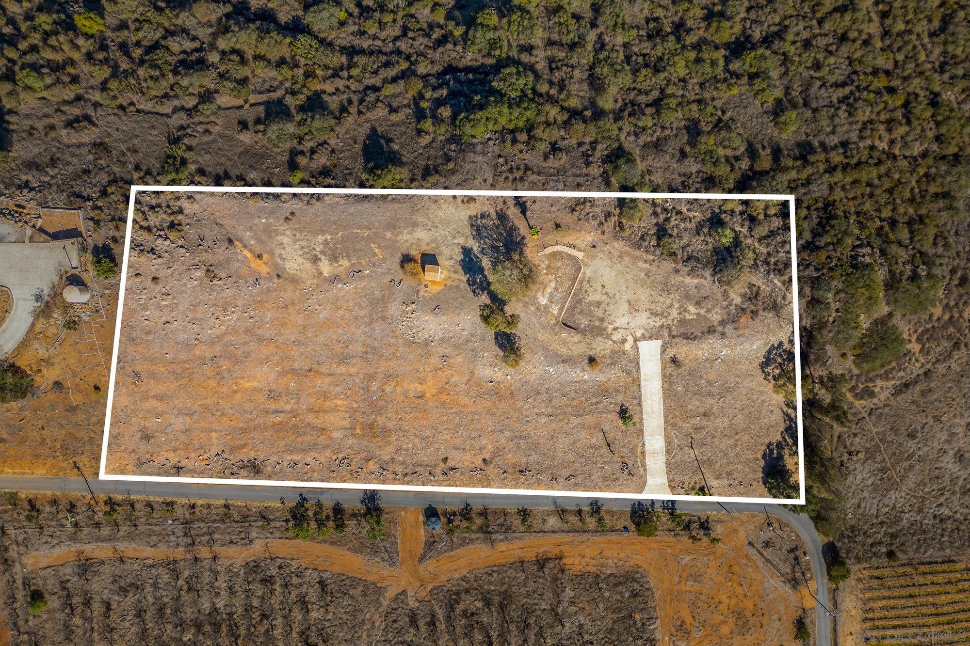 Detail Gallery Image 2 of 18 For , Escondido,  CA 92025 - – Beds | – Baths