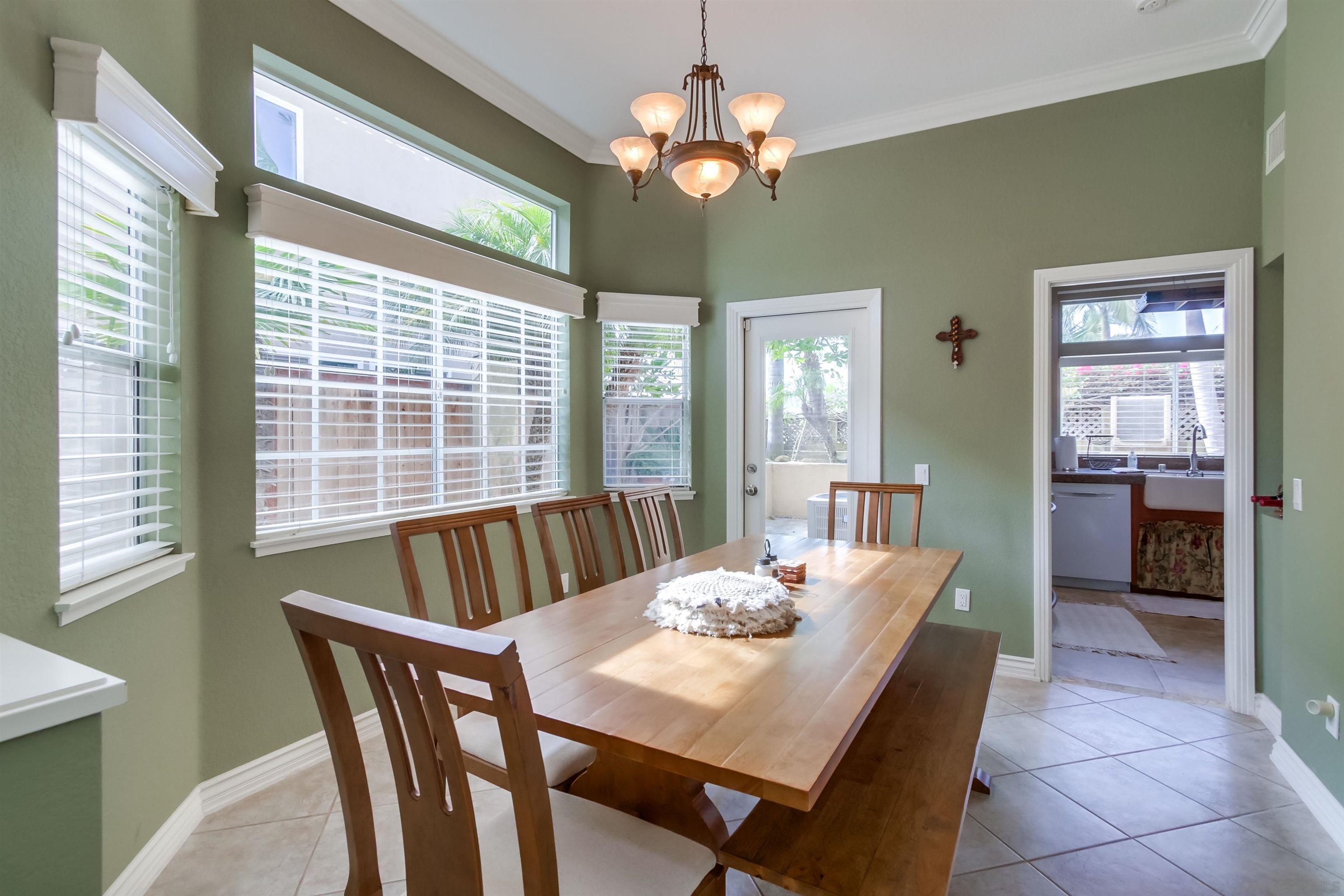 Detail Gallery Image 7 of 27 For 930  Gardena Road, Encinitas,  CA 92024 - 3 Beds | 2/1 Baths