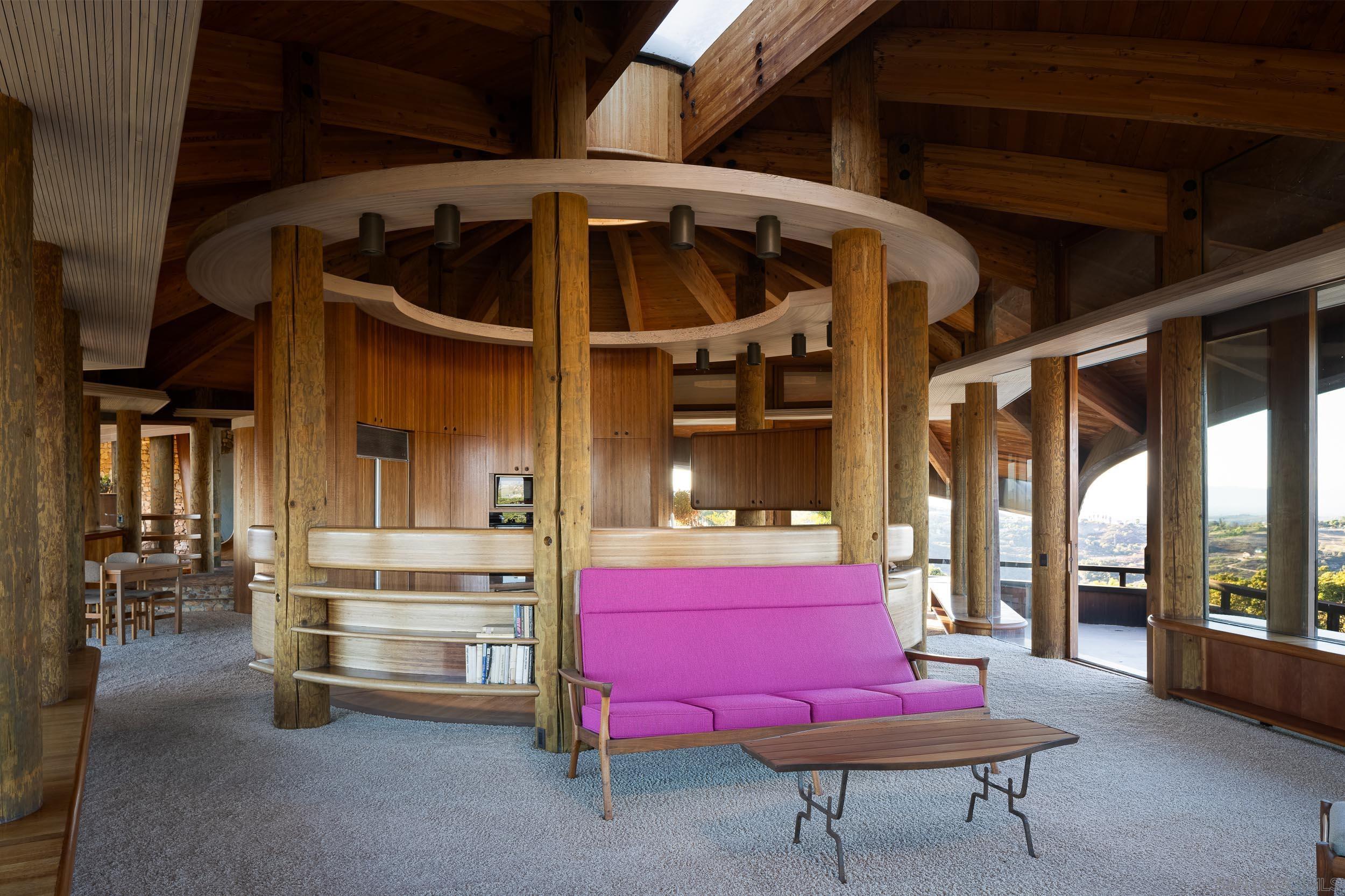 Detail Gallery Image 16 of 38 For 10650  Old Castle Road, Valley Center,  CA 92082 - 5 Beds | 3/1 Baths