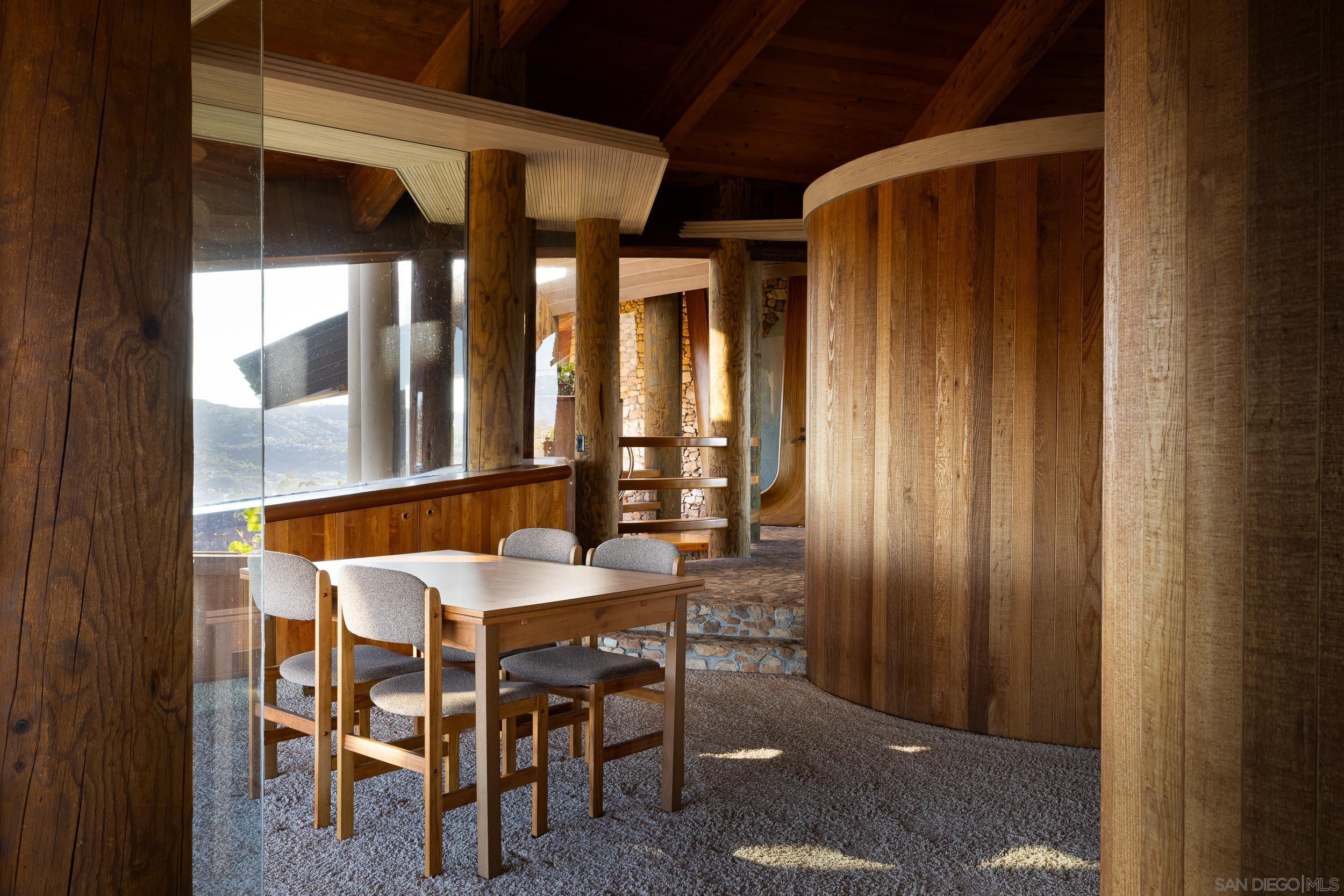 Detail Gallery Image 22 of 38 For 10650  Old Castle Road, Valley Center,  CA 92082 - 5 Beds | 3/1 Baths