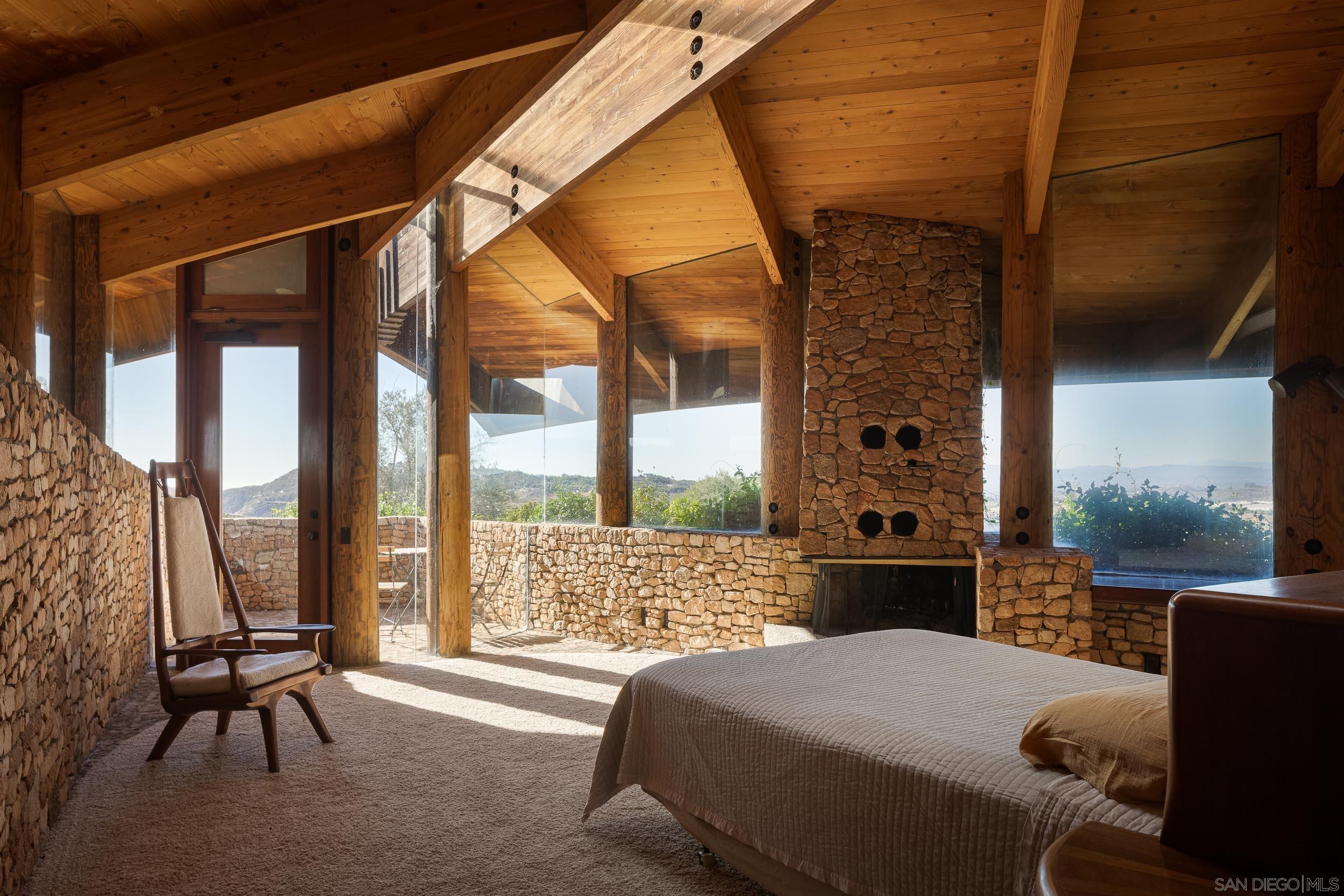 Detail Gallery Image 24 of 38 For 10650  Old Castle Road, Valley Center,  CA 92082 - 5 Beds | 3/1 Baths