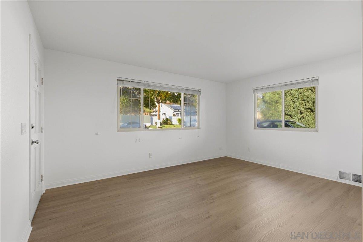 Detail Gallery Image 13 of 20 For 3044  Oliphant St Unit a  a, San Diego,  CA 92106 - 2 Beds | 2 Baths