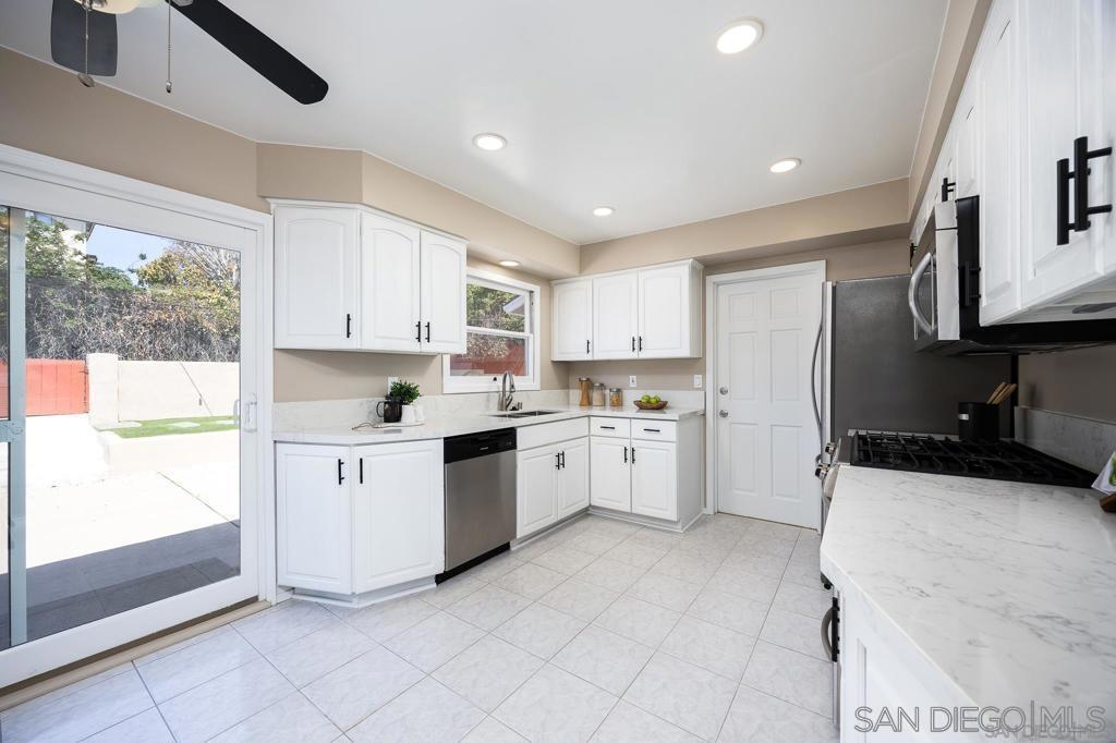Detail Gallery Image 7 of 27 For 8810  Mariposa St., La Mesa,  CA 91941 - 4 Beds | 2 Baths