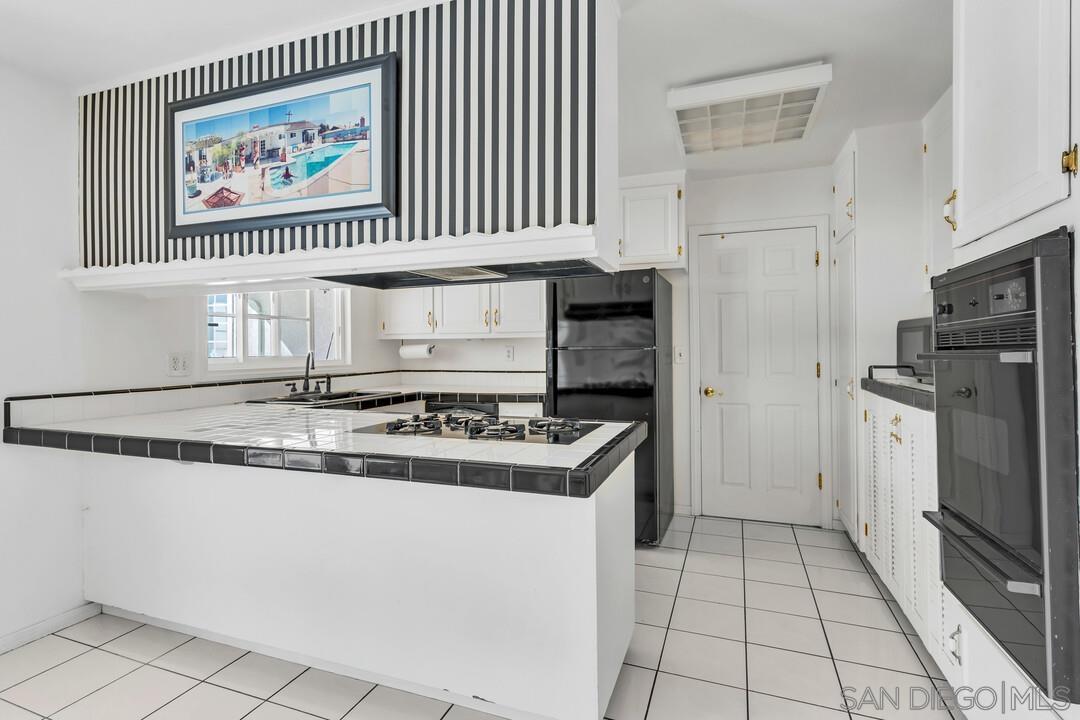 Detail Gallery Image 6 of 41 For 9326  Oakbourne Rd, Santee,  CA 92071 - 4 Beds | 2 Baths