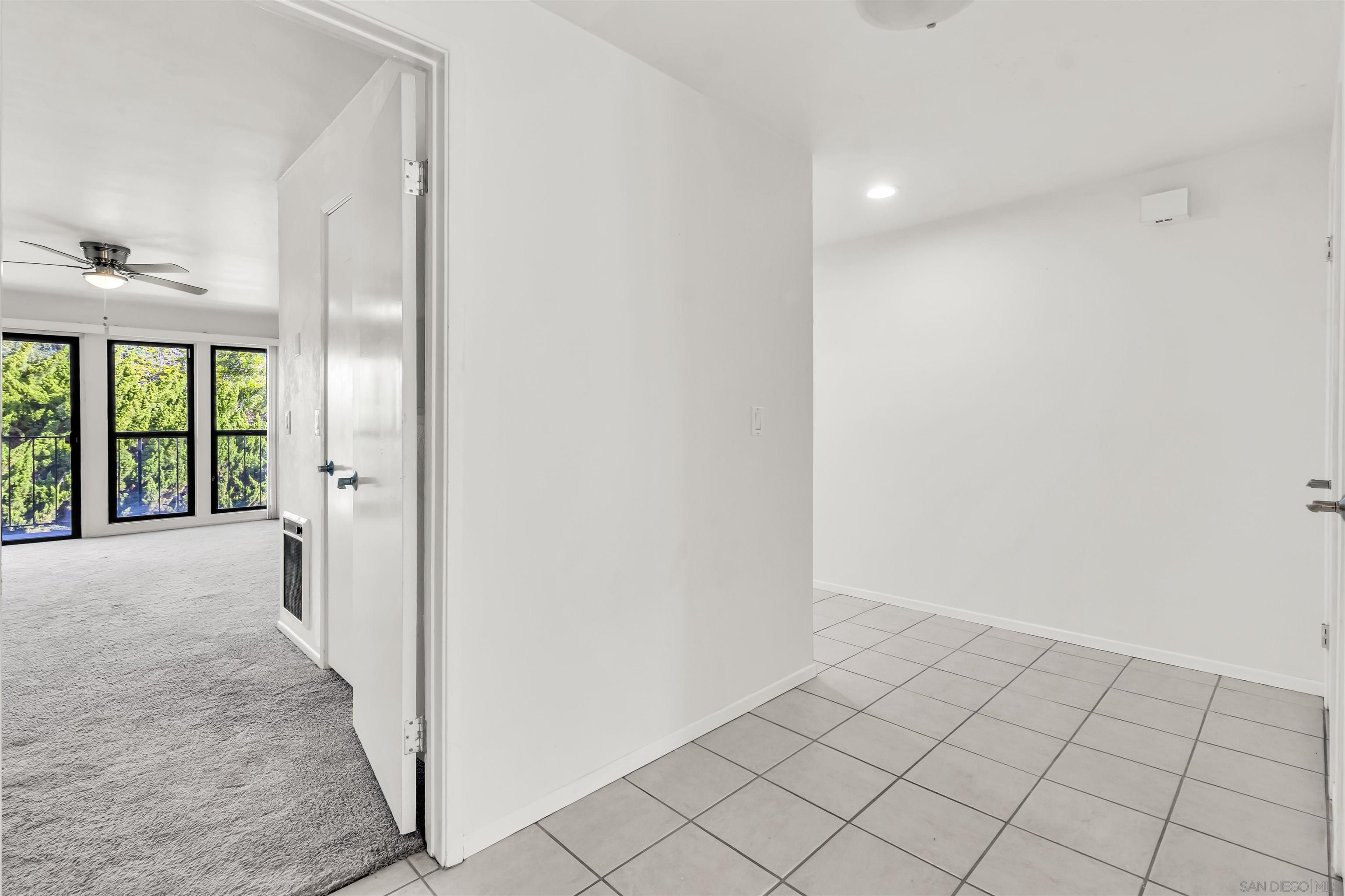 Detail Gallery Image 20 of 38 For 2507  Navarra Dr  #202,  Carlsbad,  CA 92009 - 2 Beds | 1 Baths