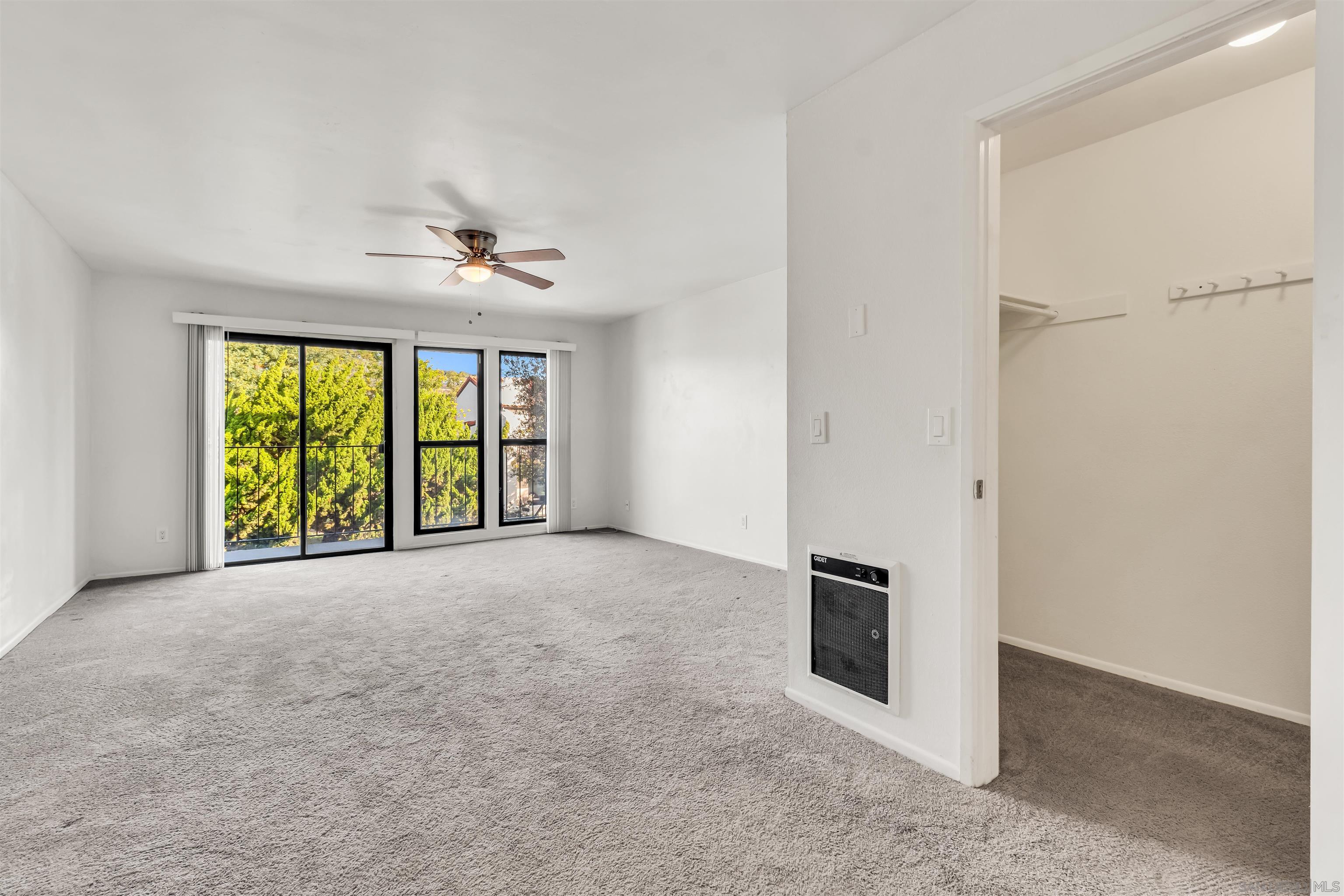 Detail Gallery Image 23 of 38 For 2507  Navarra Dr  #202,  Carlsbad,  CA 92009 - 2 Beds | 1 Baths