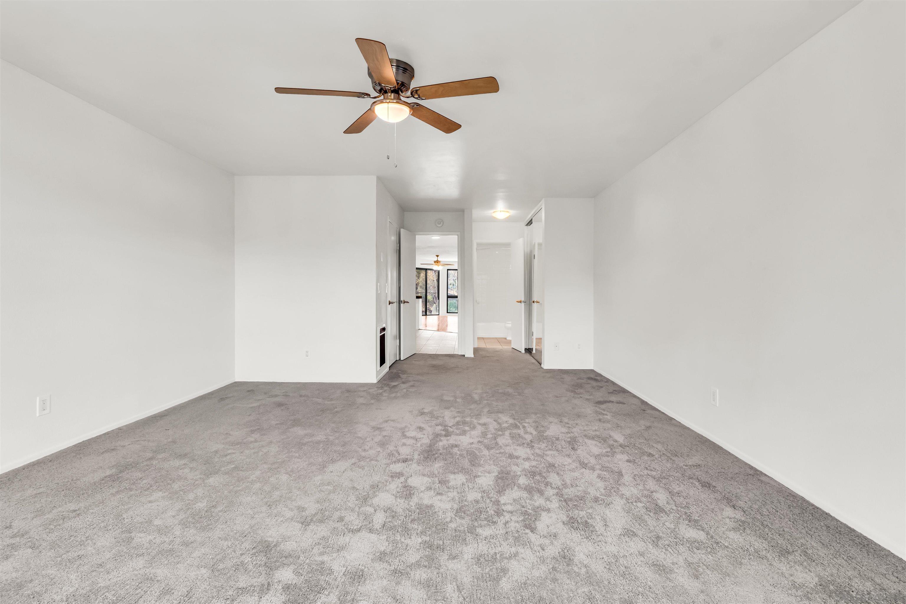 Detail Gallery Image 26 of 38 For 2507  Navarra Dr  #202,  Carlsbad,  CA 92009 - 2 Beds | 1 Baths