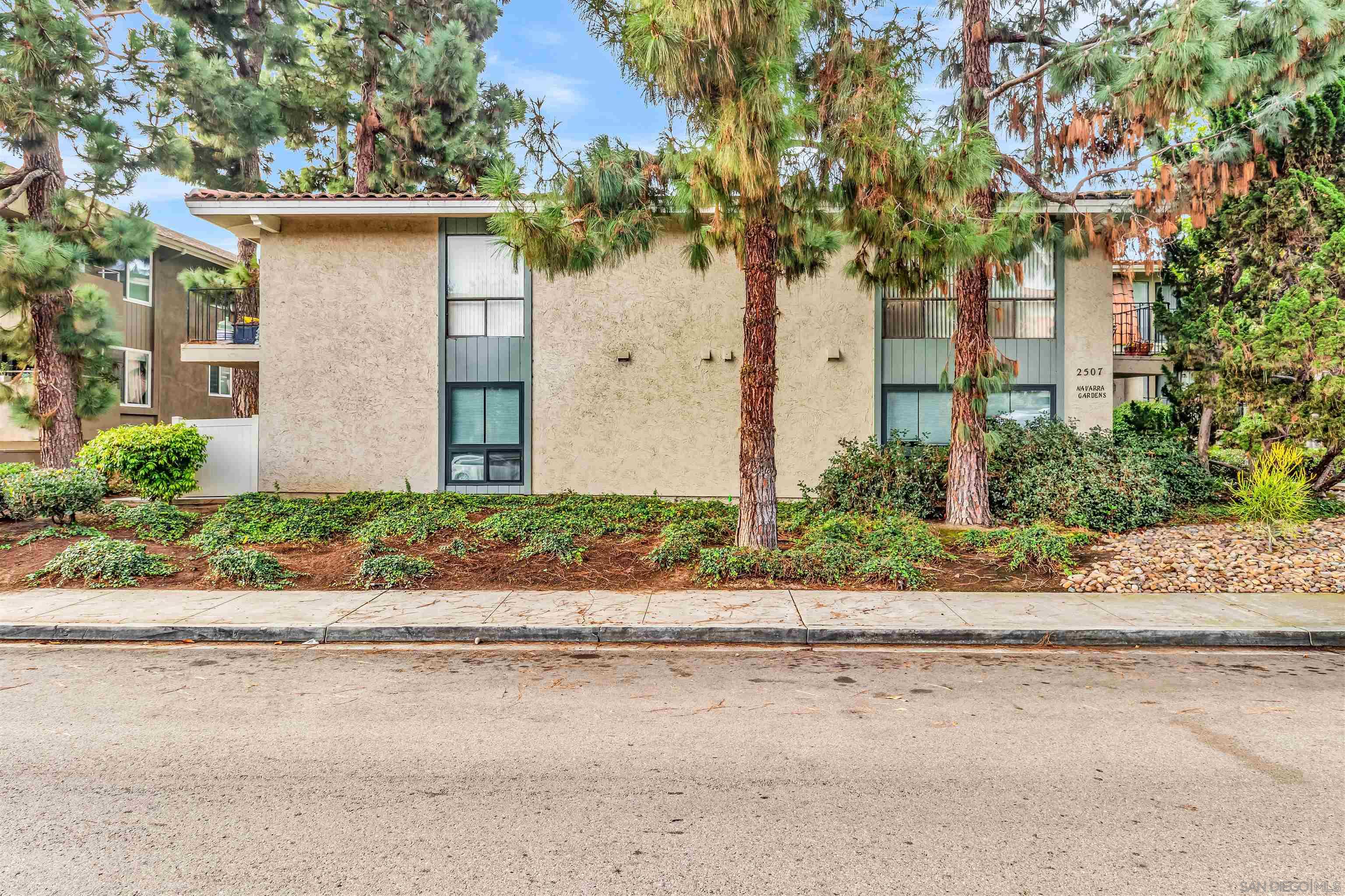 Detail Gallery Image 38 of 38 For 2507  Navarra Dr  #202,  Carlsbad,  CA 92009 - 2 Beds | 1 Baths