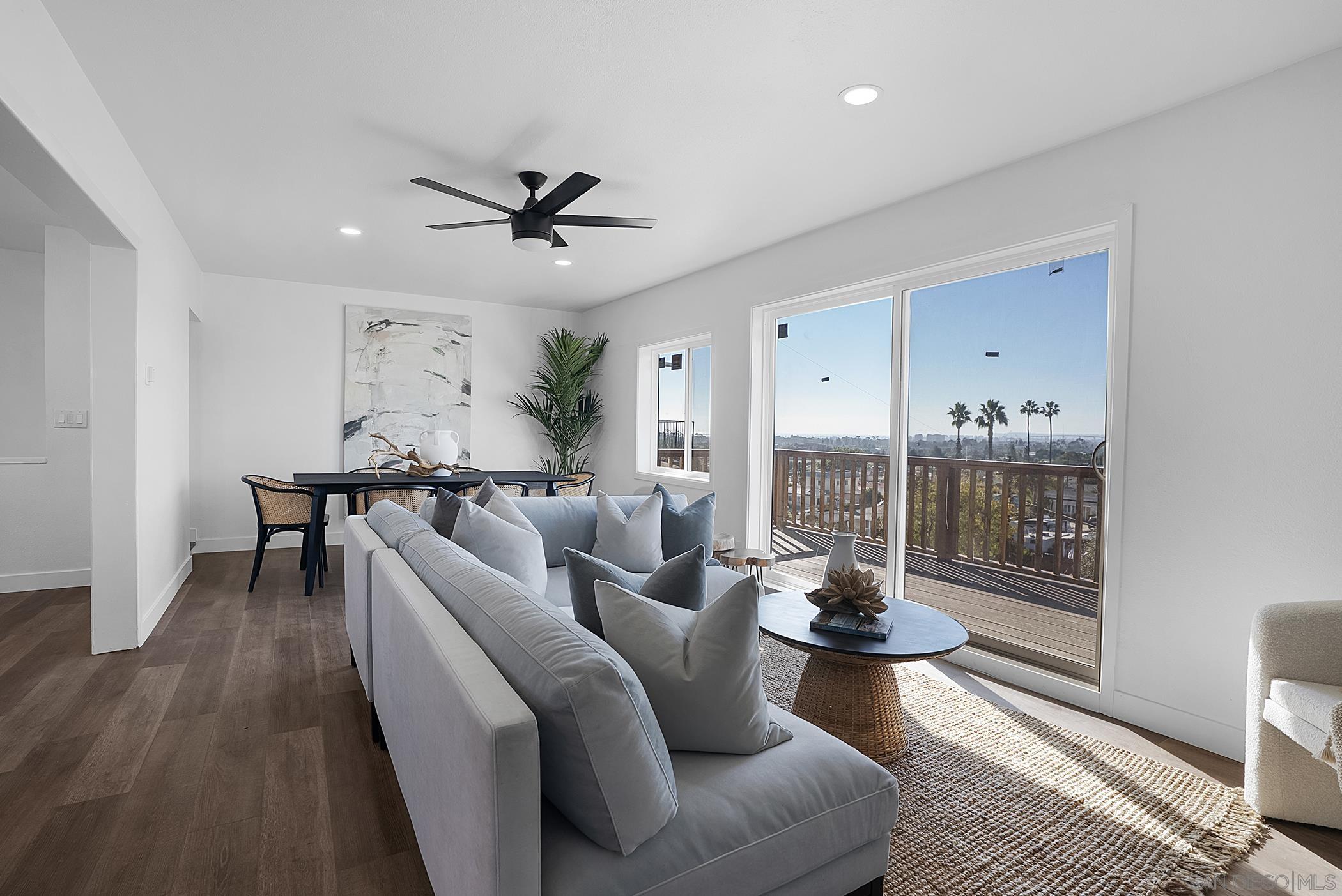 Detail Gallery Image 7 of 30 For San Onofre Ter, San Diego,  CA 92114 - 3 Beds | 2 Baths