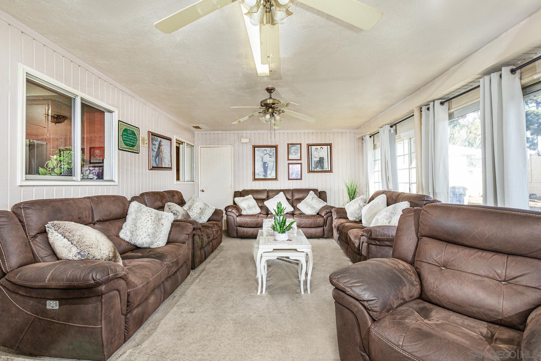 Detail Gallery Image 20 of 36 For 166  via De Laurencio, Chula Vista,  CA 91910 - 5 Beds | 3 Baths