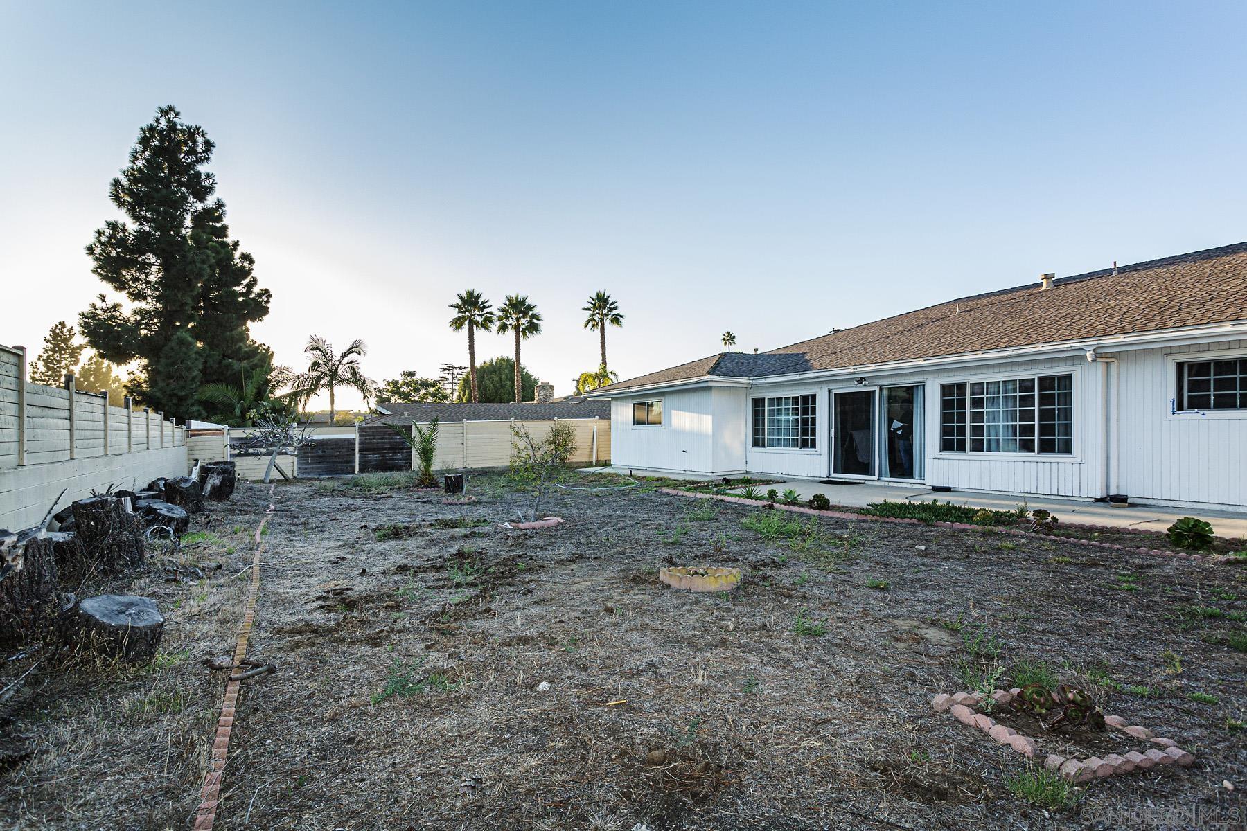 Detail Gallery Image 35 of 36 For 166  via De Laurencio, Chula Vista,  CA 91910 - 5 Beds | 3 Baths