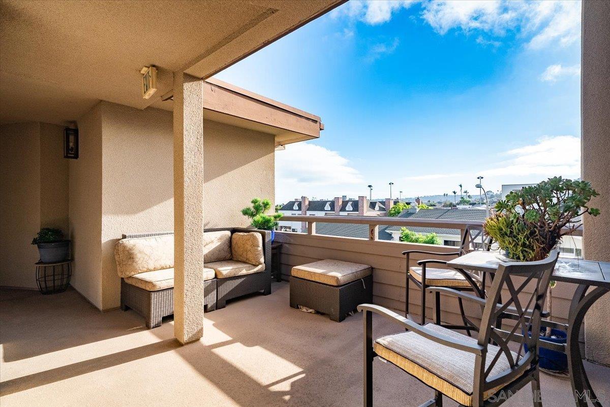 Detail Gallery Image 31 of 50 For 3130  Avenida De Portugal  #304,  San Diego,  CA 92106 - 2 Beds | 2 Baths