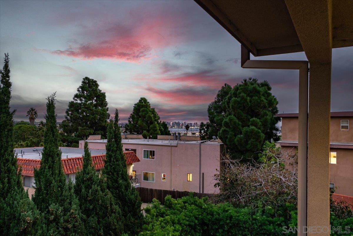 Detail Gallery Image 35 of 50 For 3130  Avenida De Portugal  #304,  San Diego,  CA 92106 - 2 Beds | 2 Baths