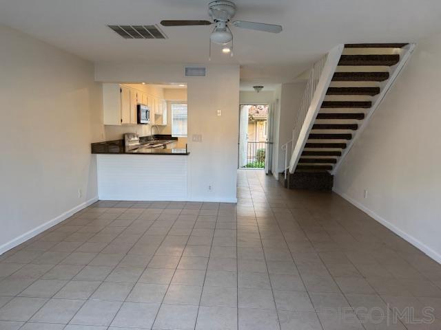 Detail Gallery Image 4 of 21 For 647  Beverly Pl., San Marcos,  CA 92078 - 2 Beds | 1/1 Baths