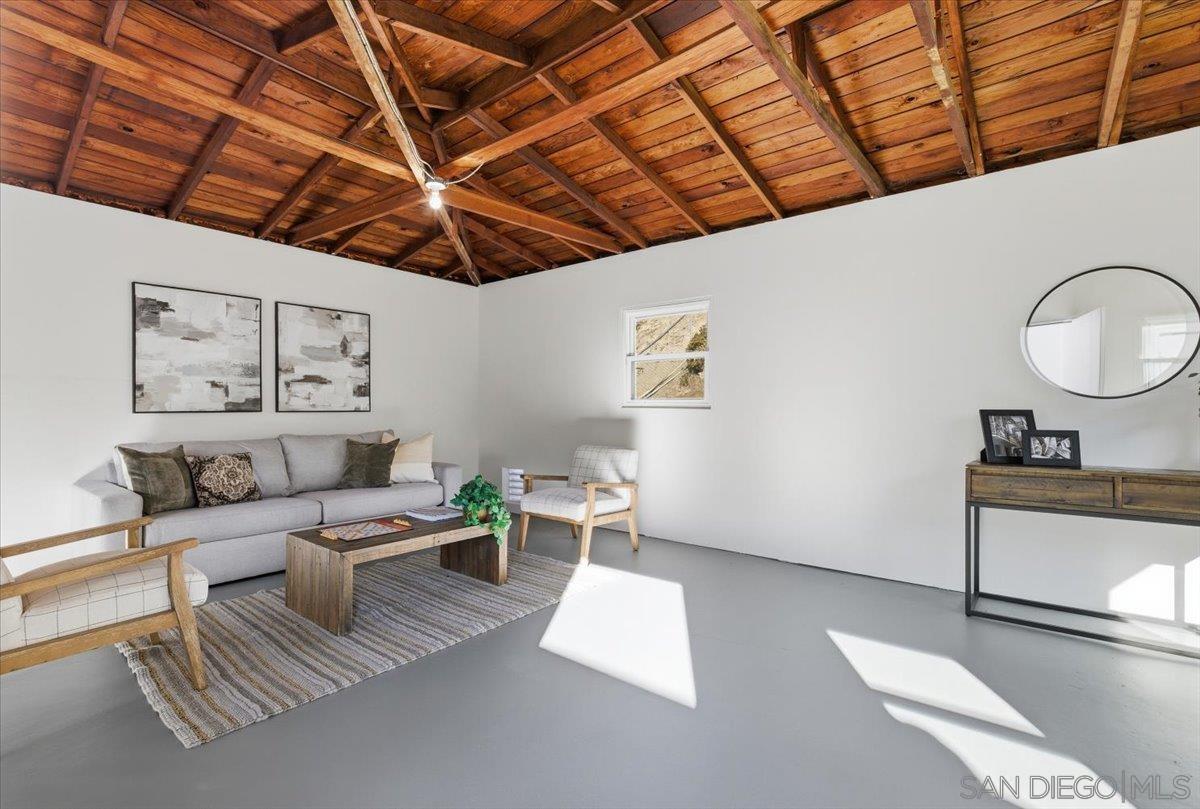 Detail Gallery Image 22 of 30 For 2039  Winnett St, San Diego,  CA 92114 - 3 Beds | 2 Baths