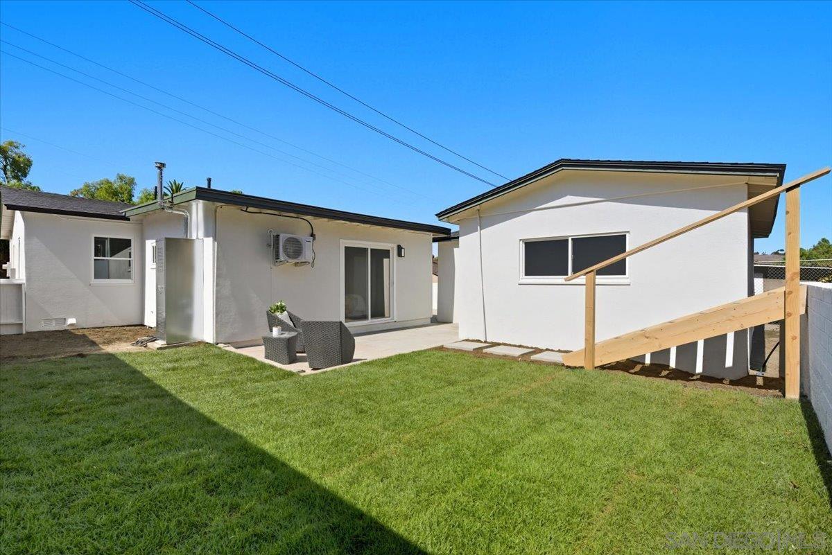 Detail Gallery Image 23 of 30 For 2039  Winnett St, San Diego,  CA 92114 - 3 Beds | 2 Baths