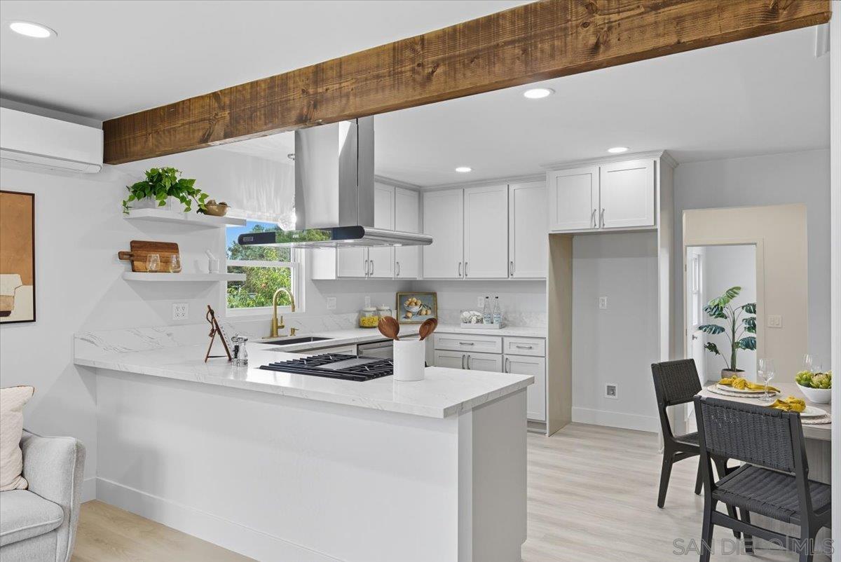 Detail Gallery Image 10 of 30 For 2039  Winnett St, San Diego,  CA 92114 - 3 Beds | 2 Baths