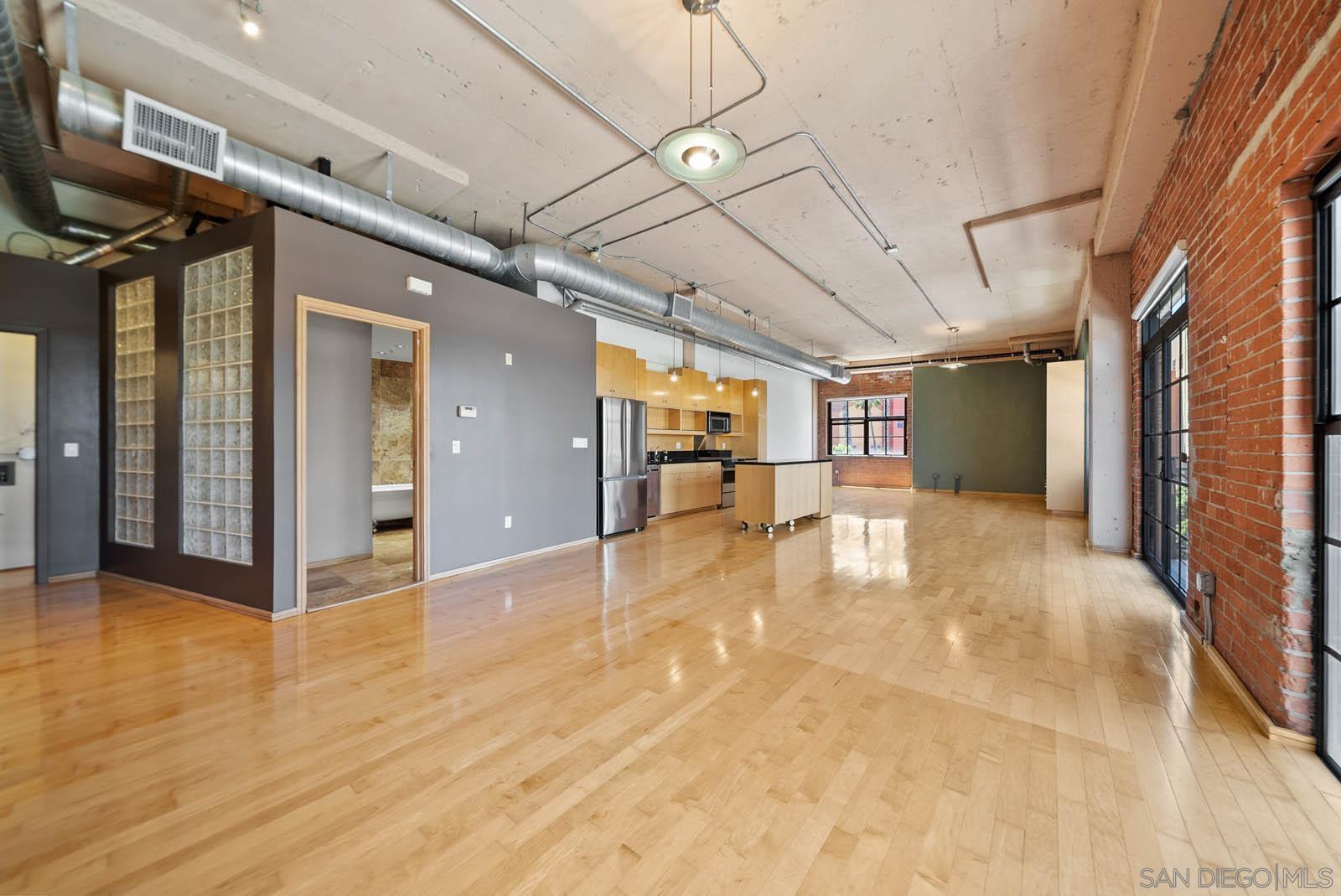 Detail Gallery Image 17 of 54 For 3940  7th Ave  #206,  San Diego,  CA 92103 - 1 Beds | 1 Baths