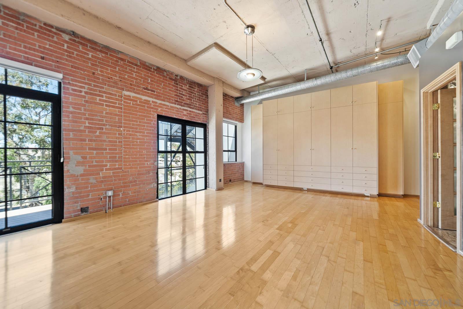 Detail Gallery Image 19 of 54 For 3940  7th Ave  #206,  San Diego,  CA 92103 - 1 Beds | 1 Baths